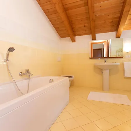 Mansarda Vista Di E Balbianello Appartamento *